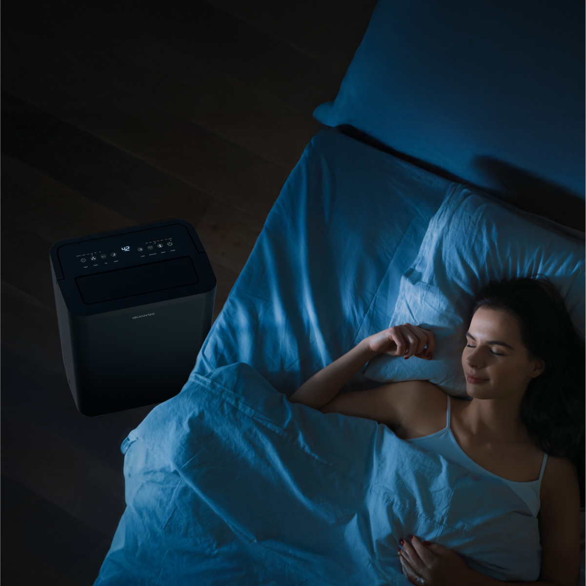 Sofa, Meubels, Vinger, Persoon, Deken